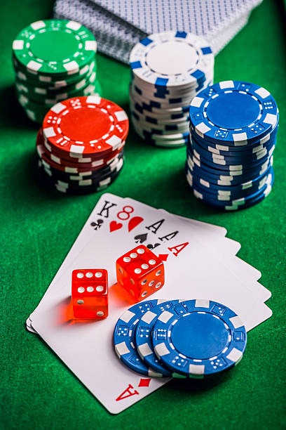 katana 899 mobile app interface showing football markets and live-dealer tables